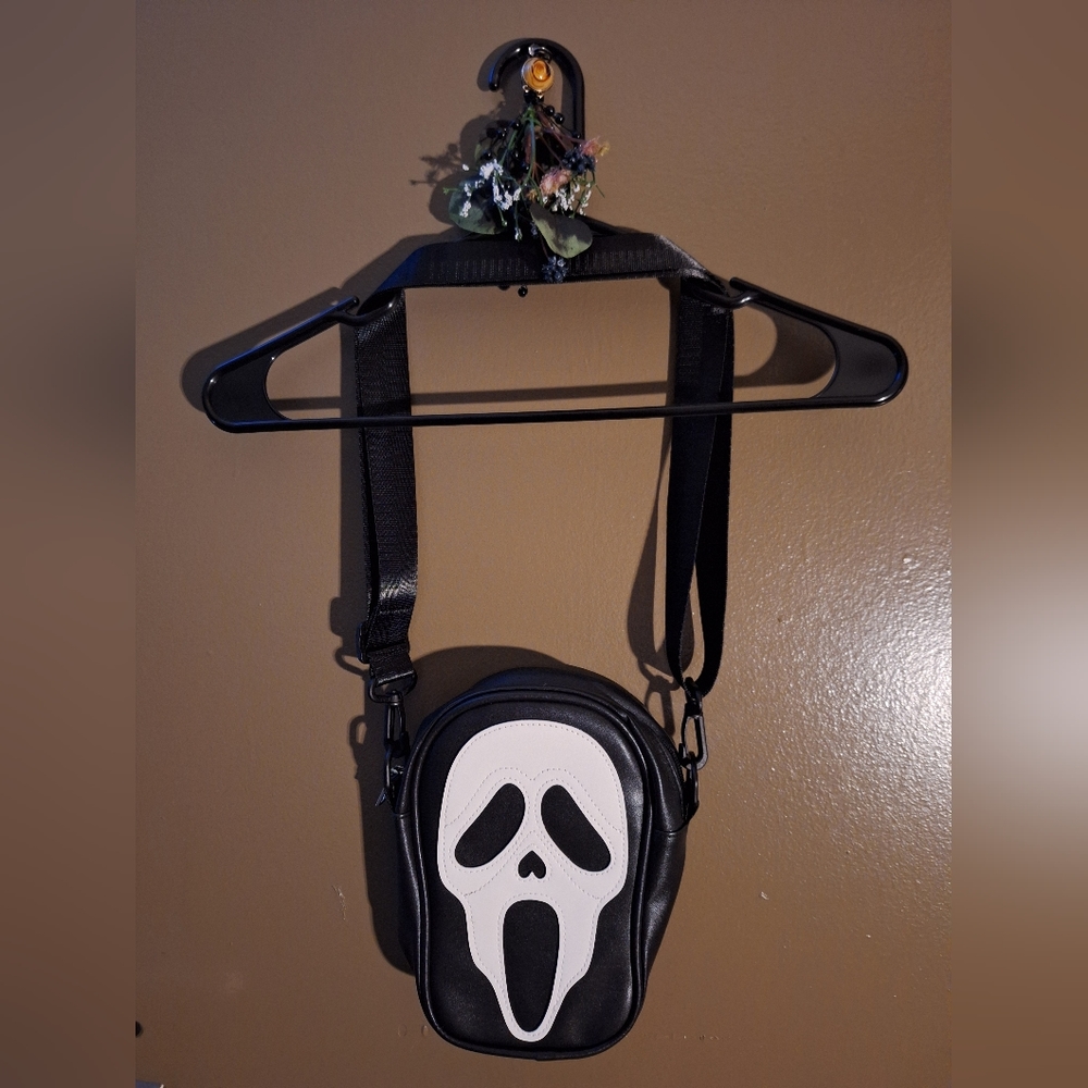 Scream Purse